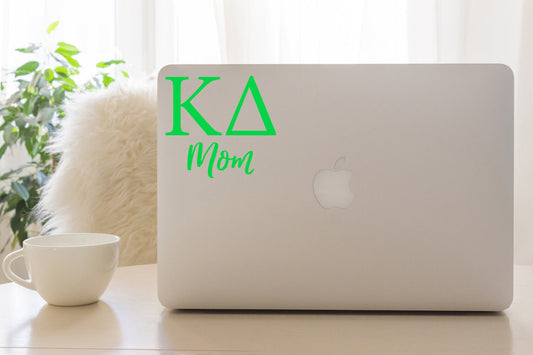 KD Mom in green Kappa Delta